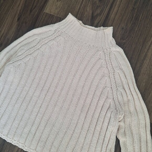 💙 American Eagle Soft Knit Cream Sweater Size M/L Comfy Cozy Preppy - Picture 4 of 7